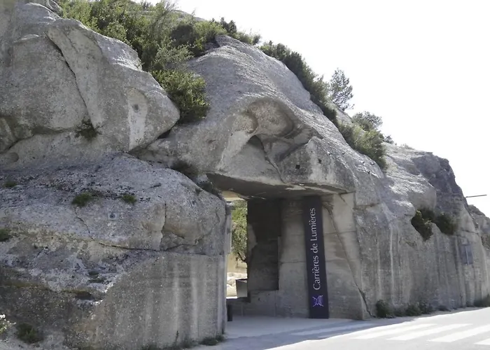 Les Baux-Beaux
