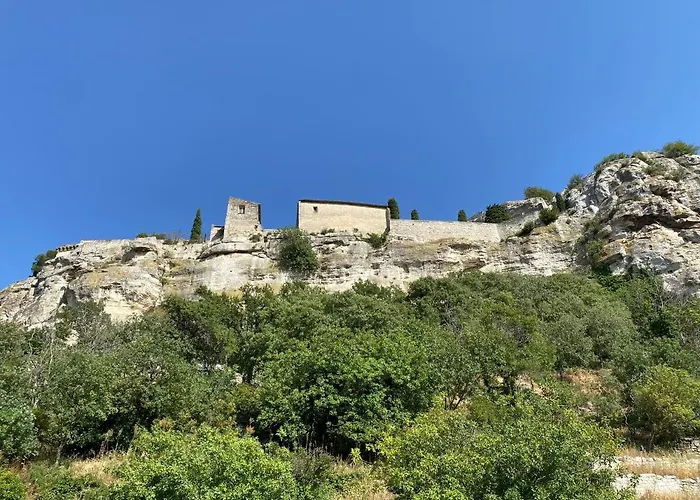 Les Baux-Beaux